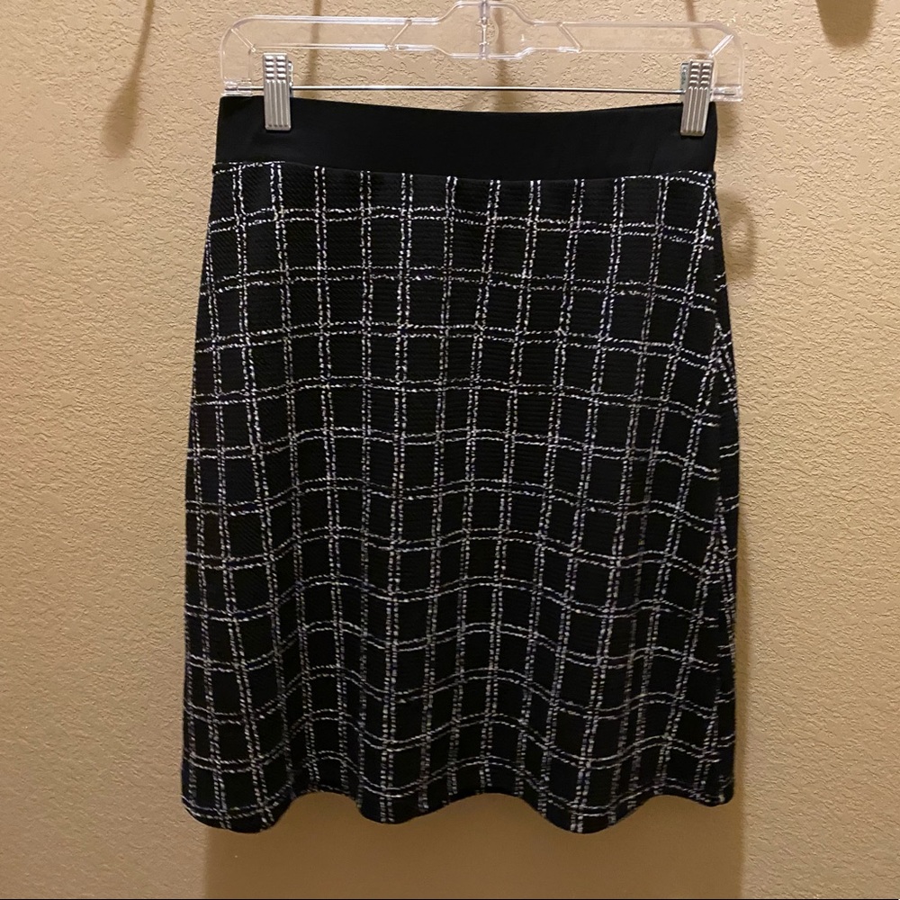 Gilli Black & White Checkered Skirt
